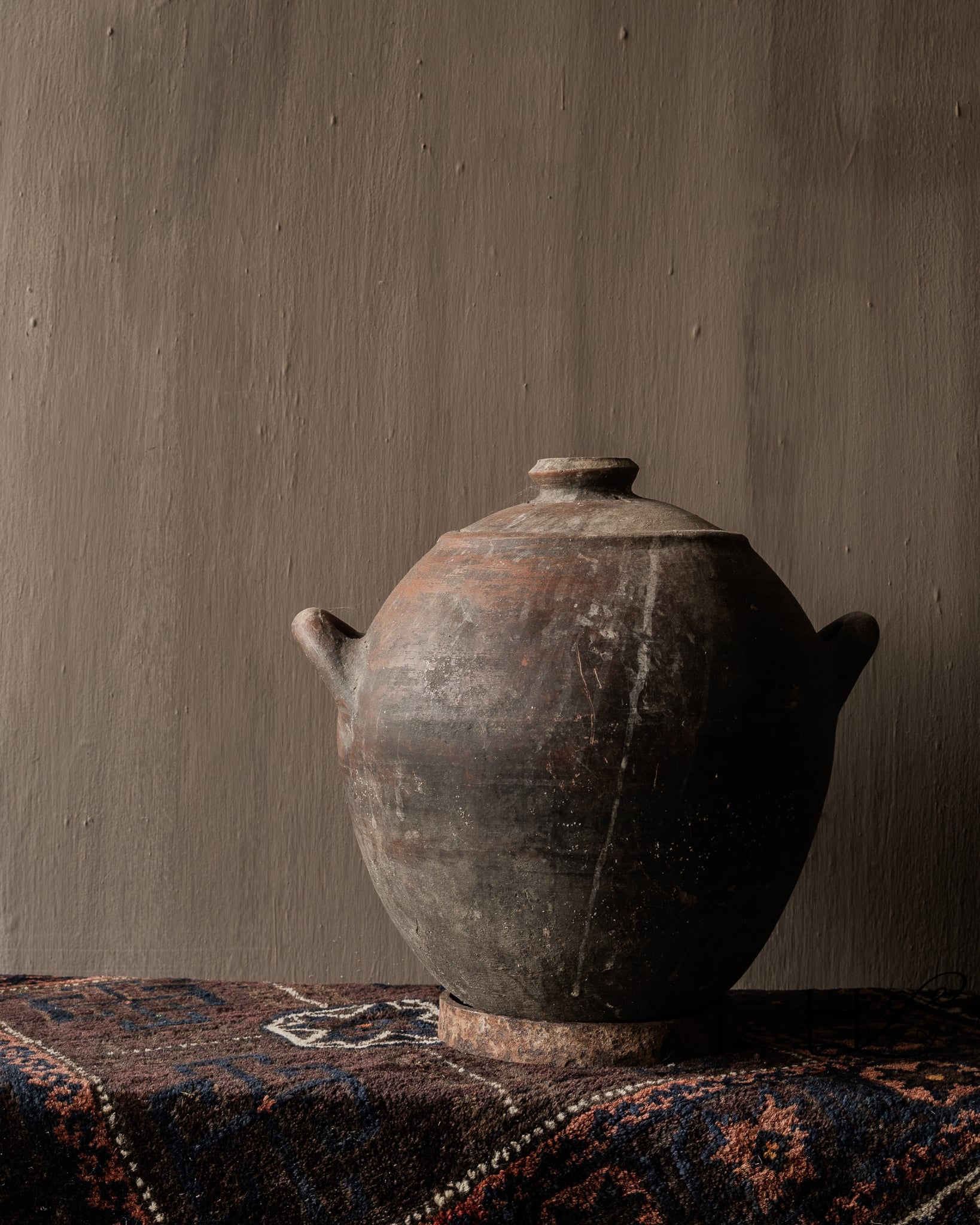 Unieke antieke Berber kruik met deksel – H33 cm-4