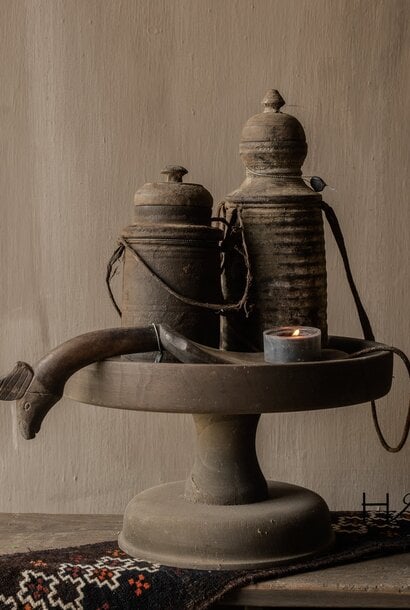 Oude Nepalese houten kruik met deksel – HOFFZ