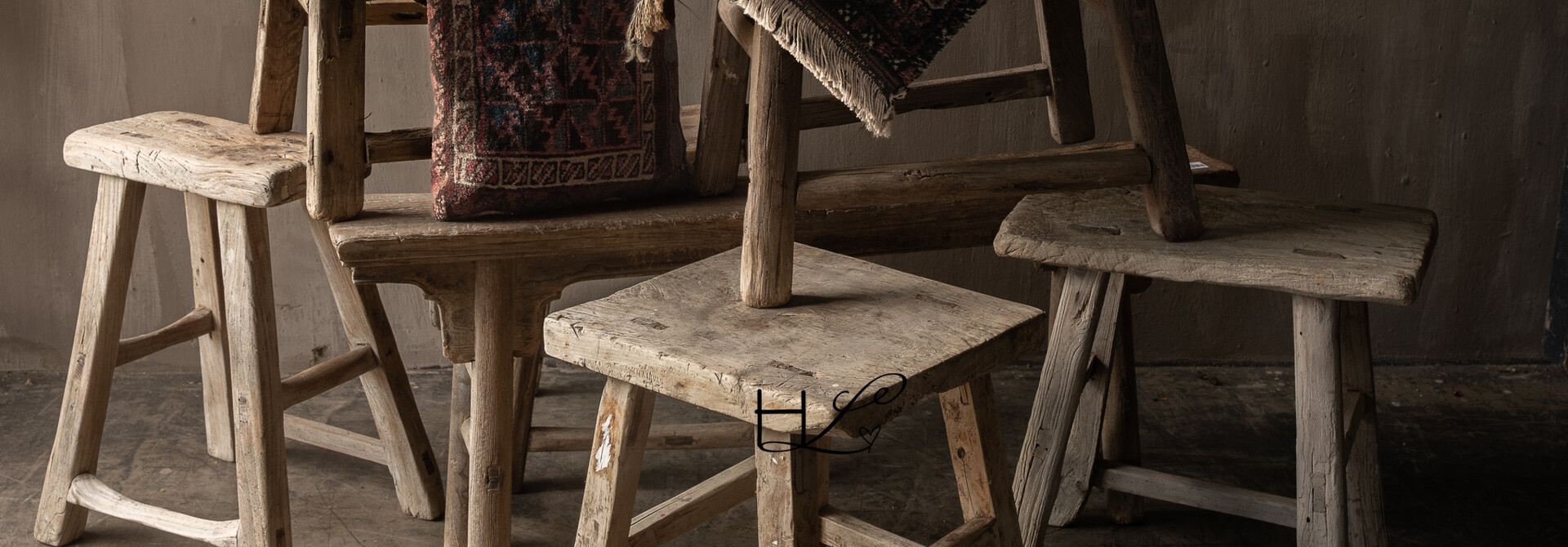 Holzbänke & -hocker | Rustikal & Authentisch