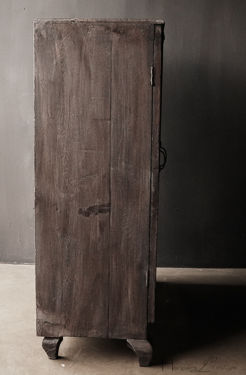 Antique Indian two-door glass cabinet-5