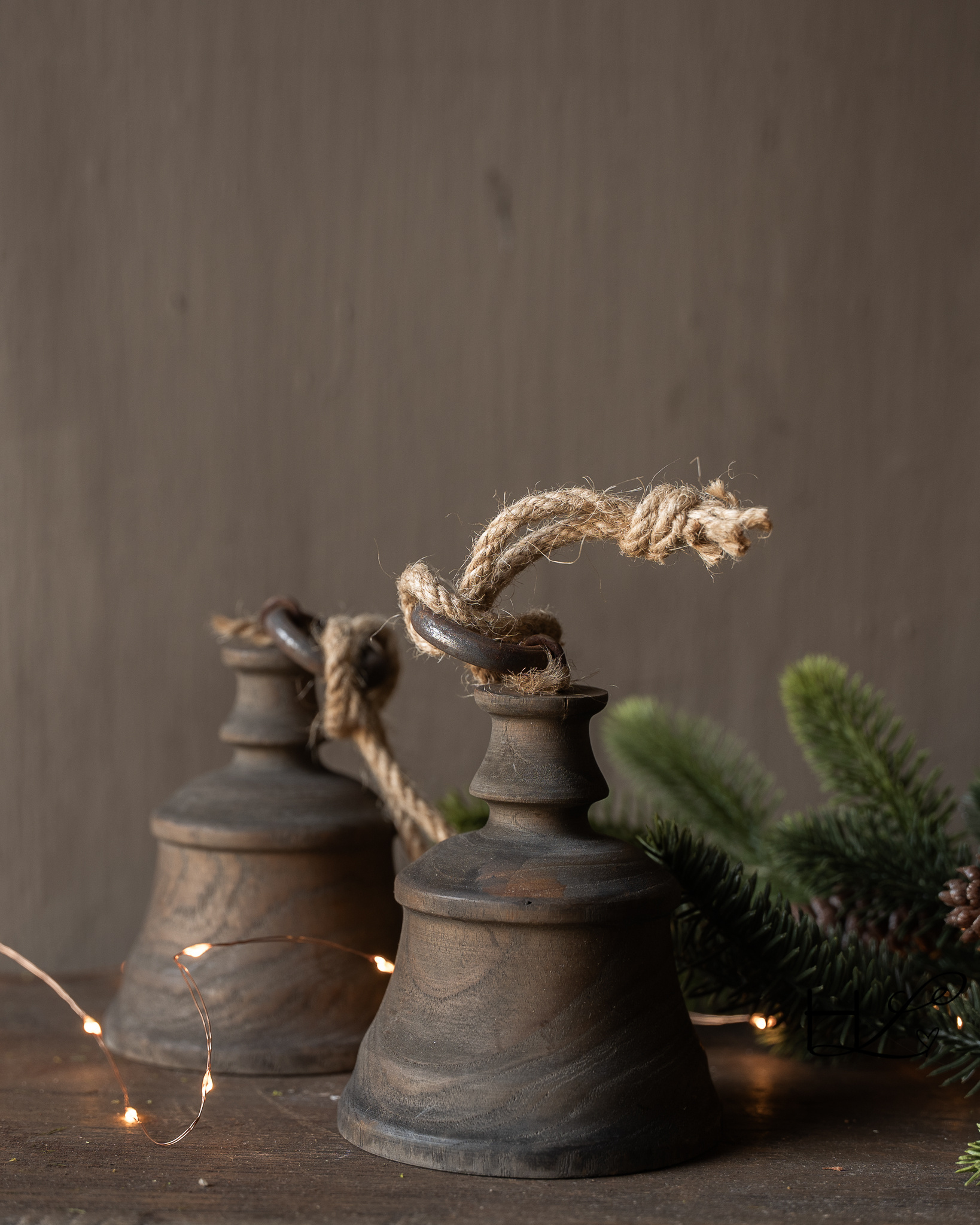 Robuste hölzerne LUKSA-Weihnachtsglocke-1