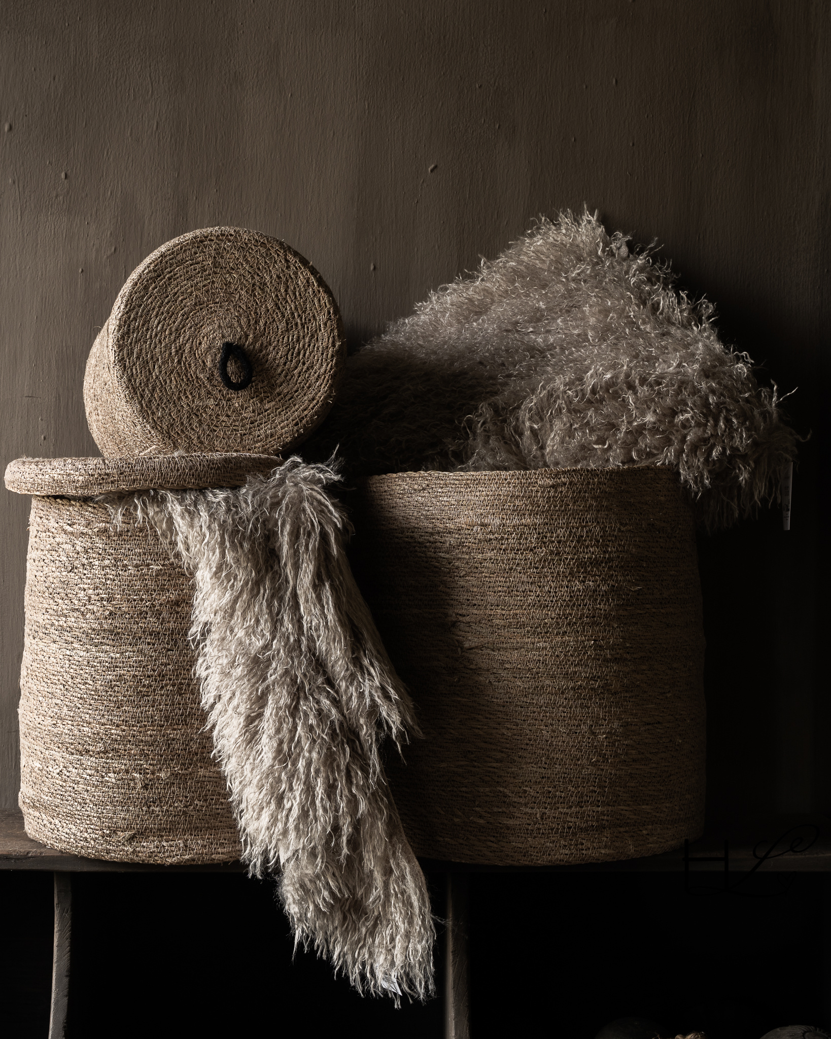 Round Seagrass Basket with Lid-3