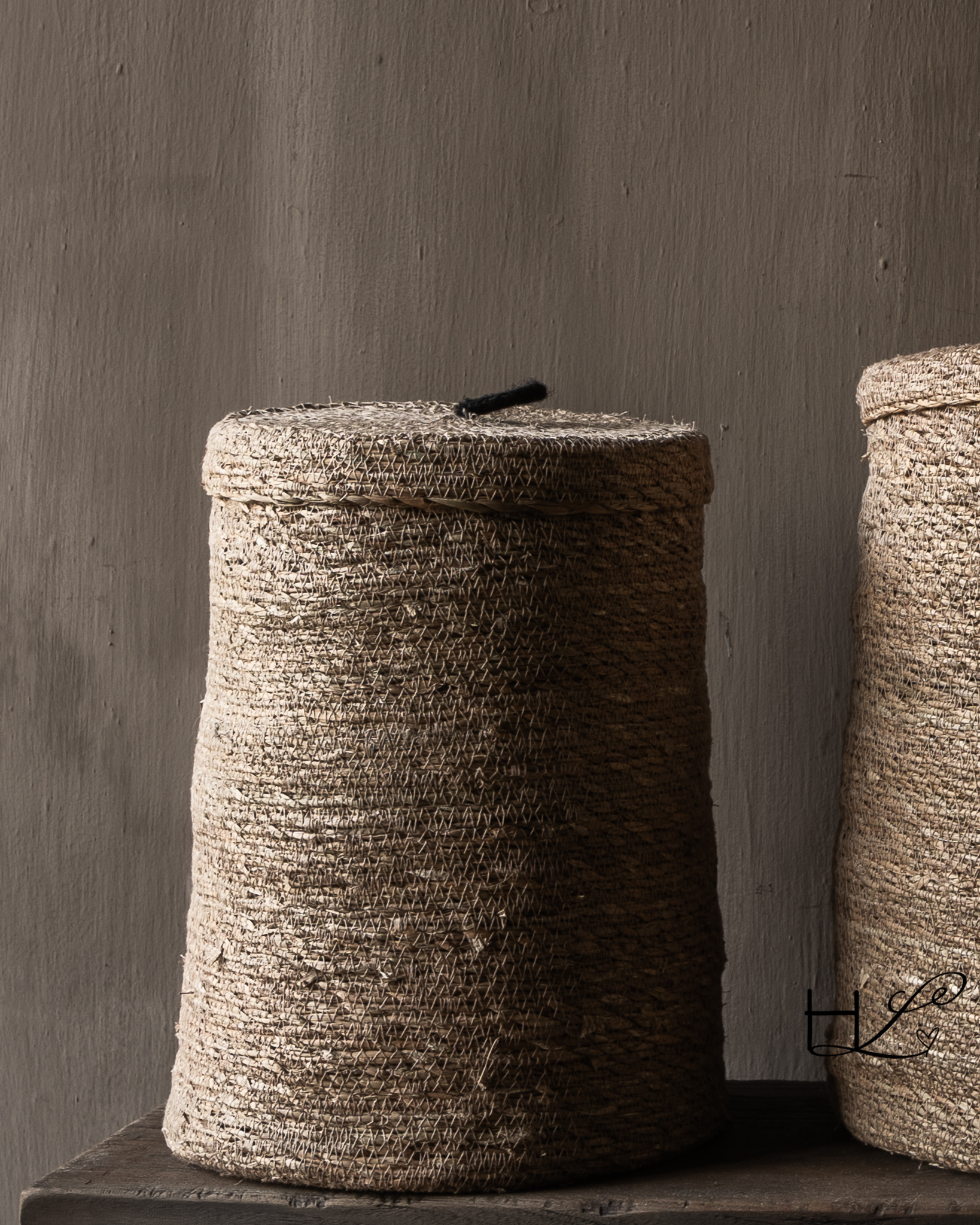 Round Seagrass Basket with Lid-5