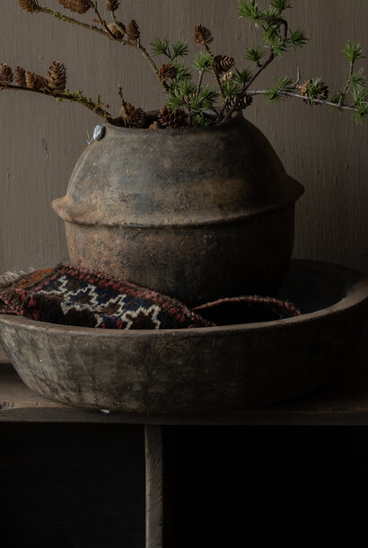 Beautiful, sturdy, unique wooden bowl / dish