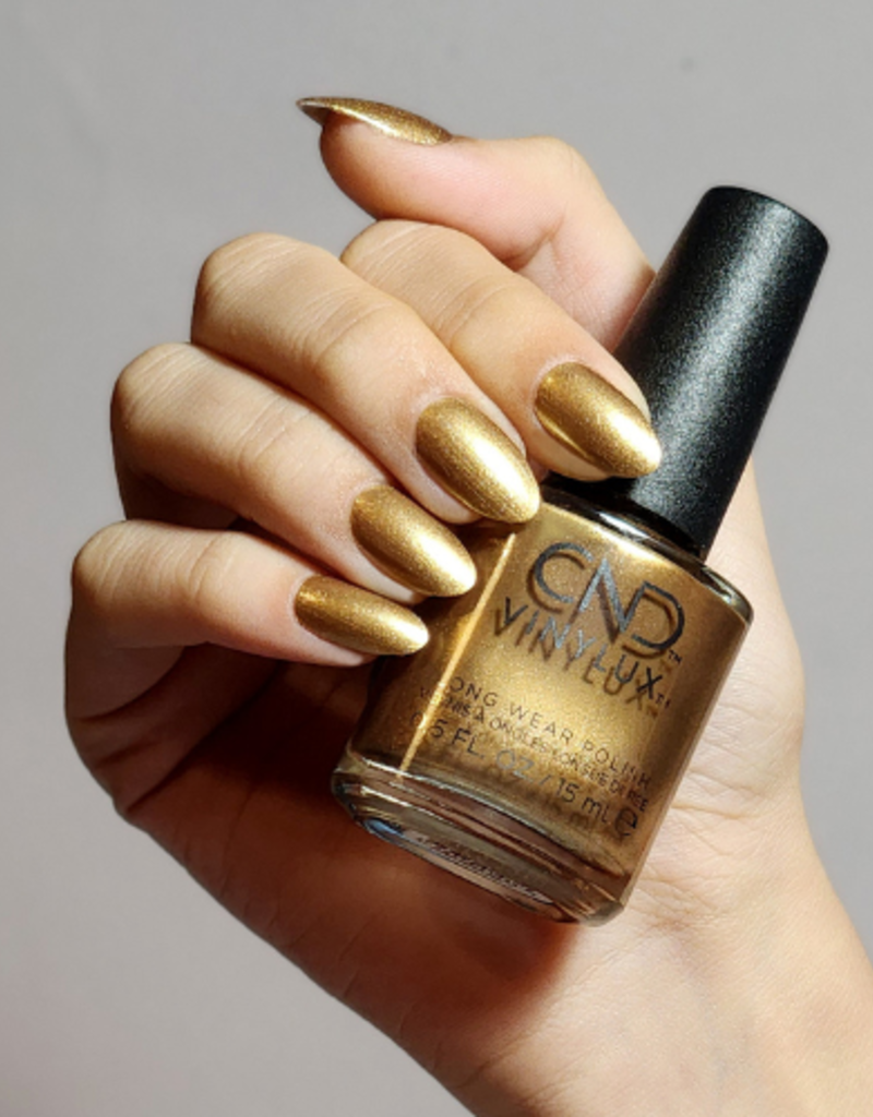 CND CND™ VINYLUX™ It's Getting Golder