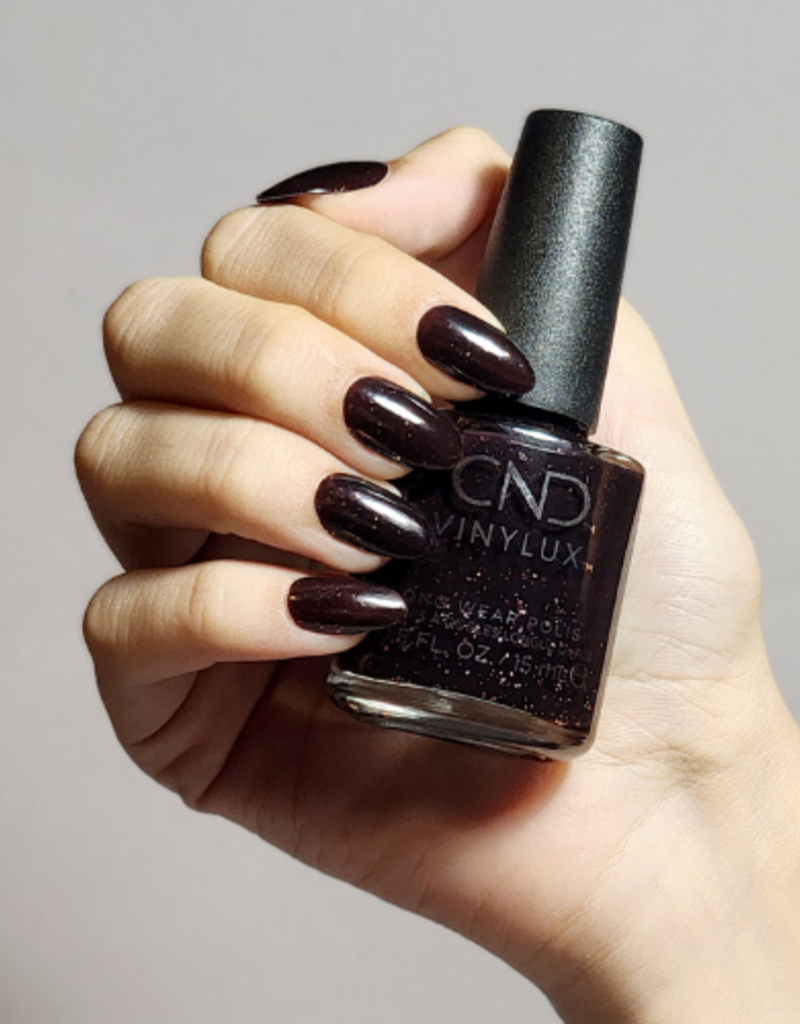 CND CND™ VINYLUX™ Poison Plum