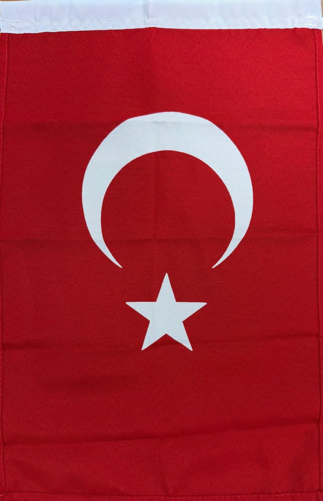 Bayrakli Plaketli Kadife Bayrakli Kuràn-i Kerim Kirmizi