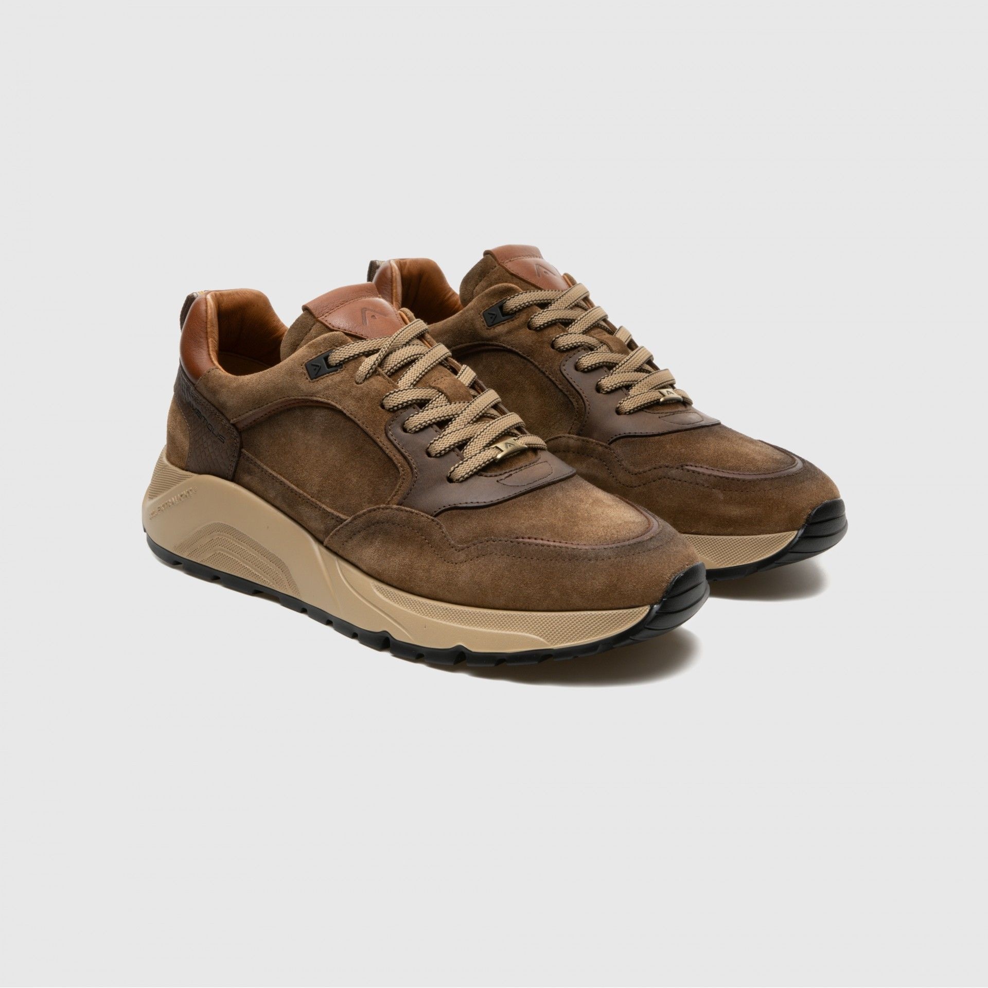 Ambitious Schoenen Ambitious 13422A-7132AM STRIDER TOBACCO