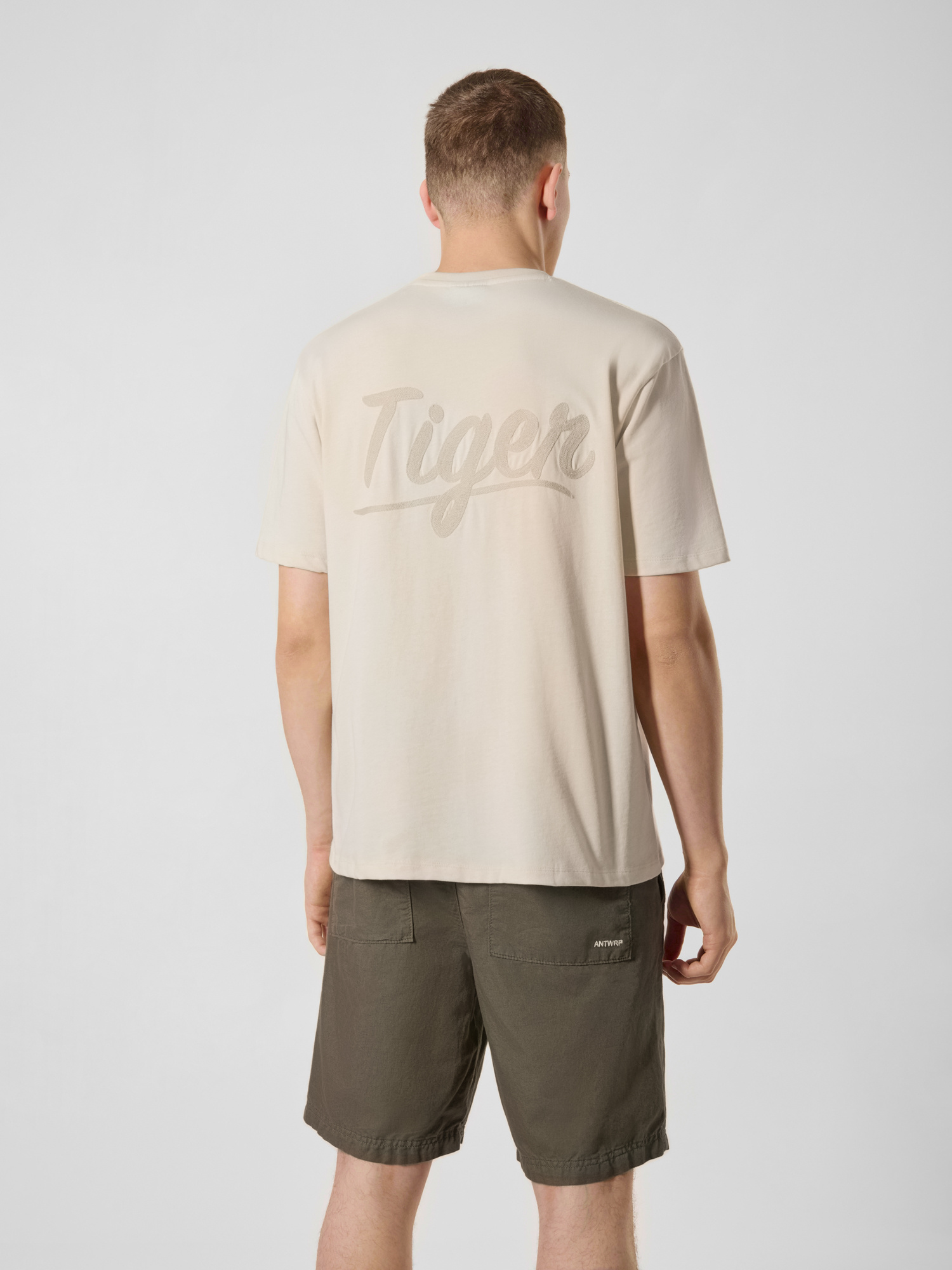 Antwrp T-shirt Antwrp BTS523-L030-000122