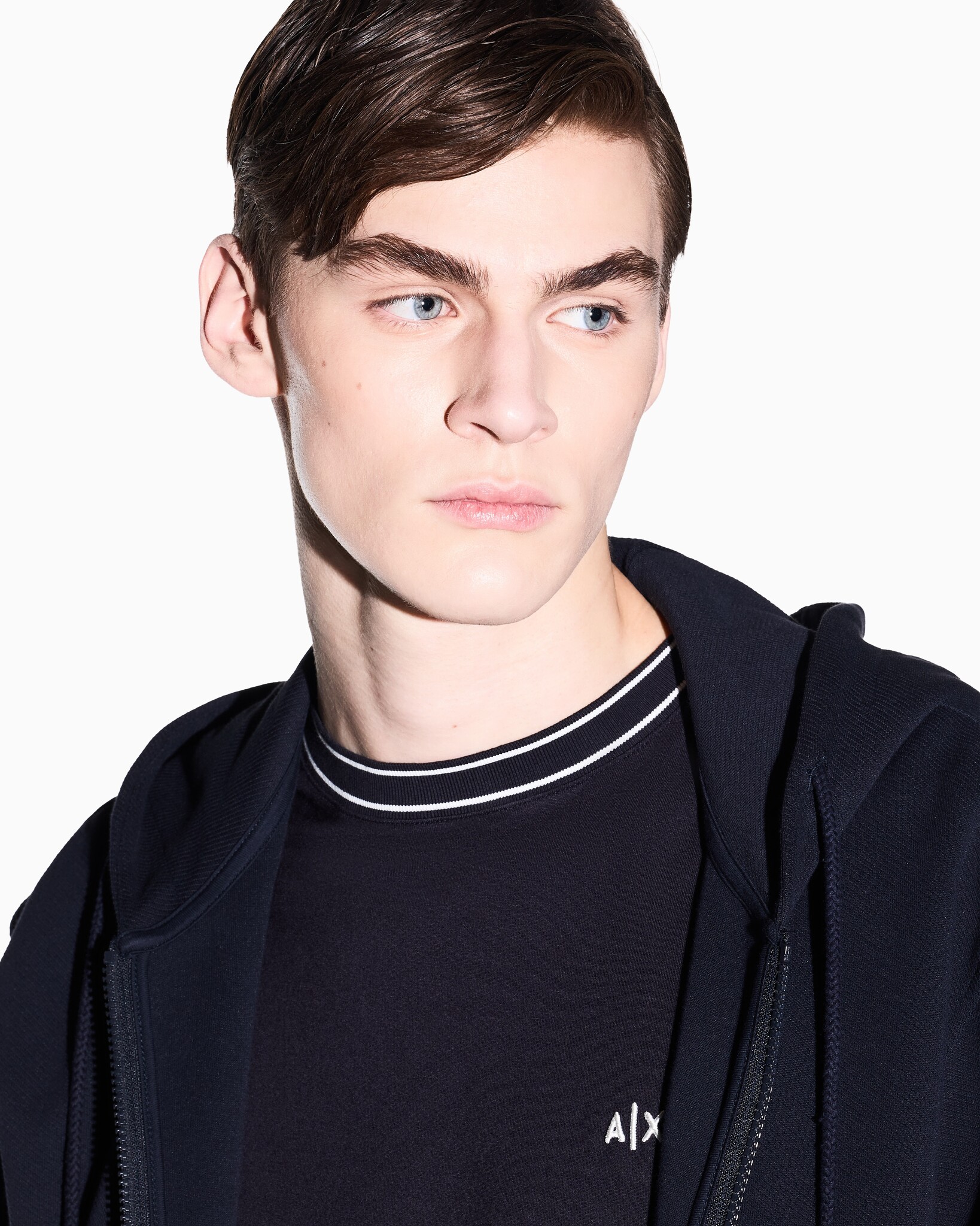 Armani Exchange T-shirt Armani Exchange XM002484-AF21936-UB101