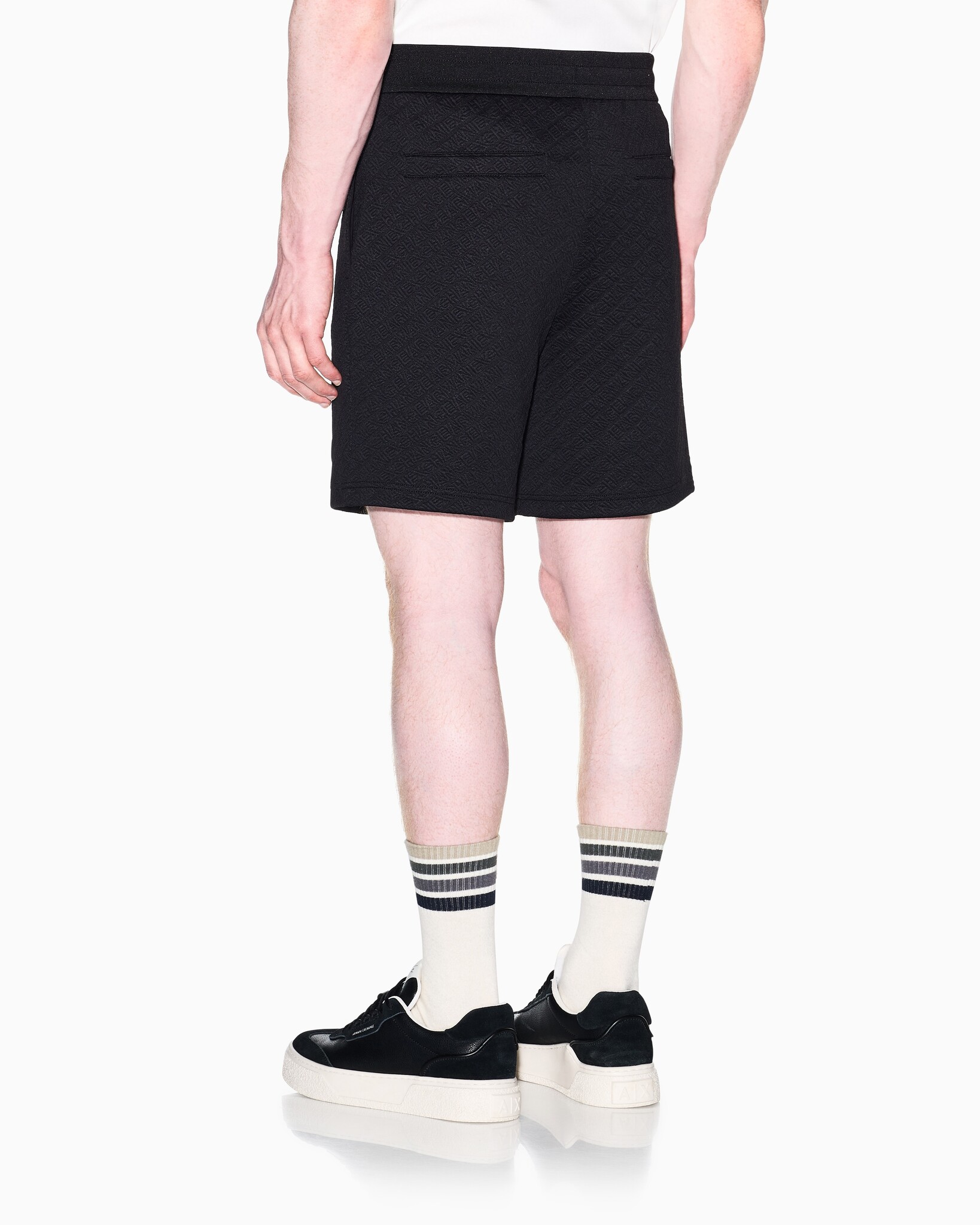 Armani Exchange shorts Armani Exchange XM002345-AF21862-UC001