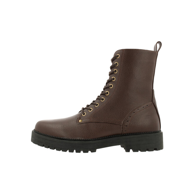 Boots Brown