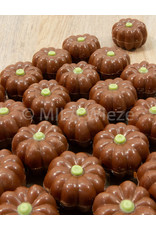 Pompoentjes assorti vullingen , praliné en caramel