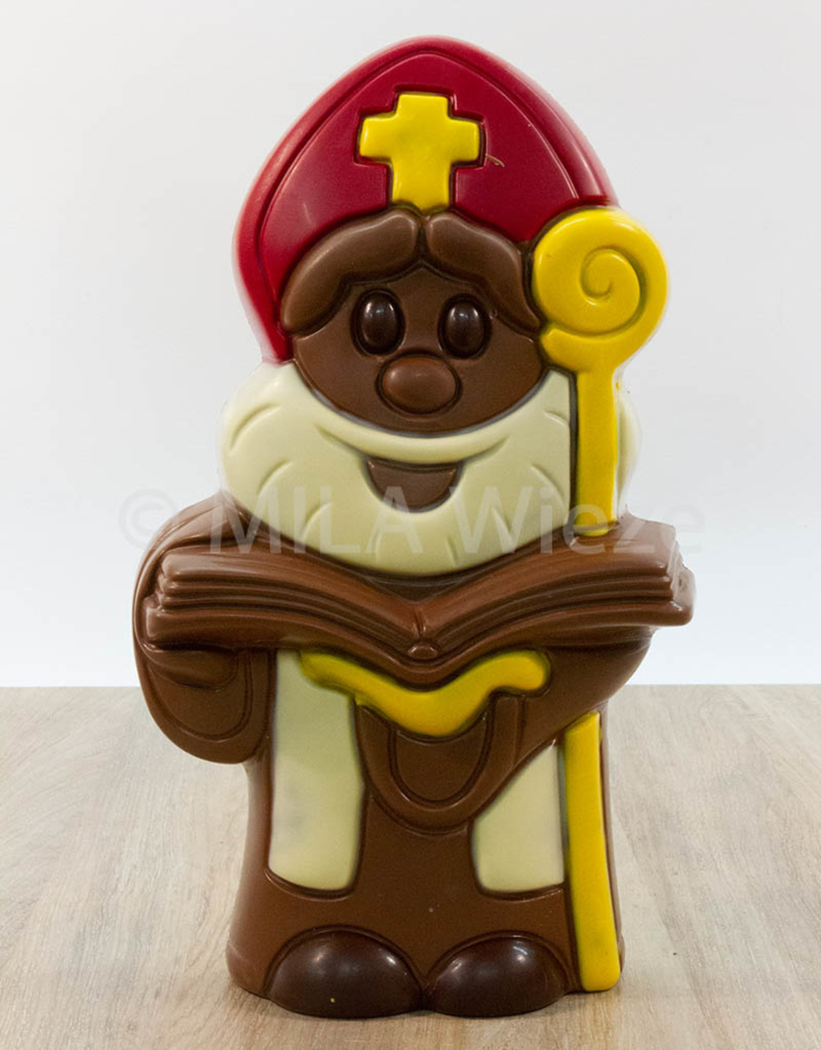 Sint met open boek - 1 kg - 35 cm - Callebaut chocolade