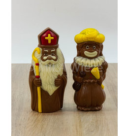 Sint met brilletje of vrolijke piet - 18 cm  - Callebaut chocolade