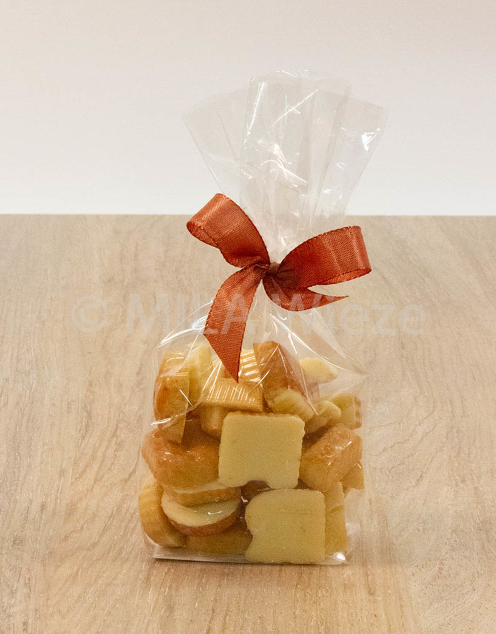 Chocolade nic nac letters - witte chocolade - 93 gr