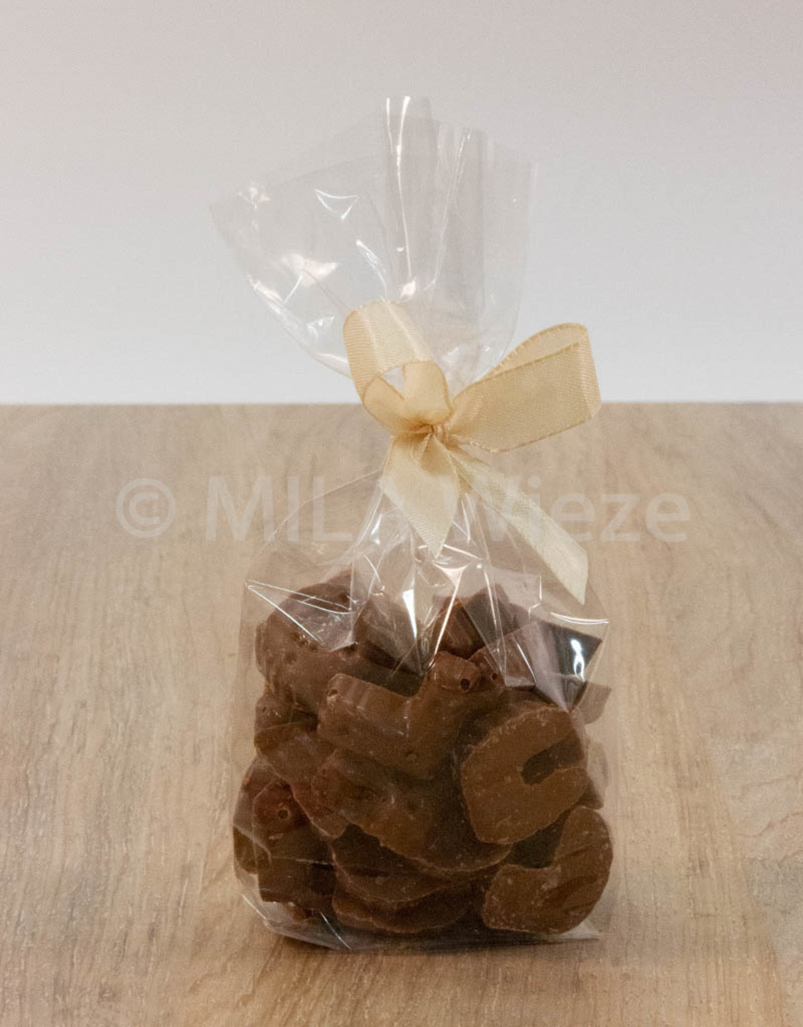 Chocolade nic nac letters - melkchocolade - 93 gr