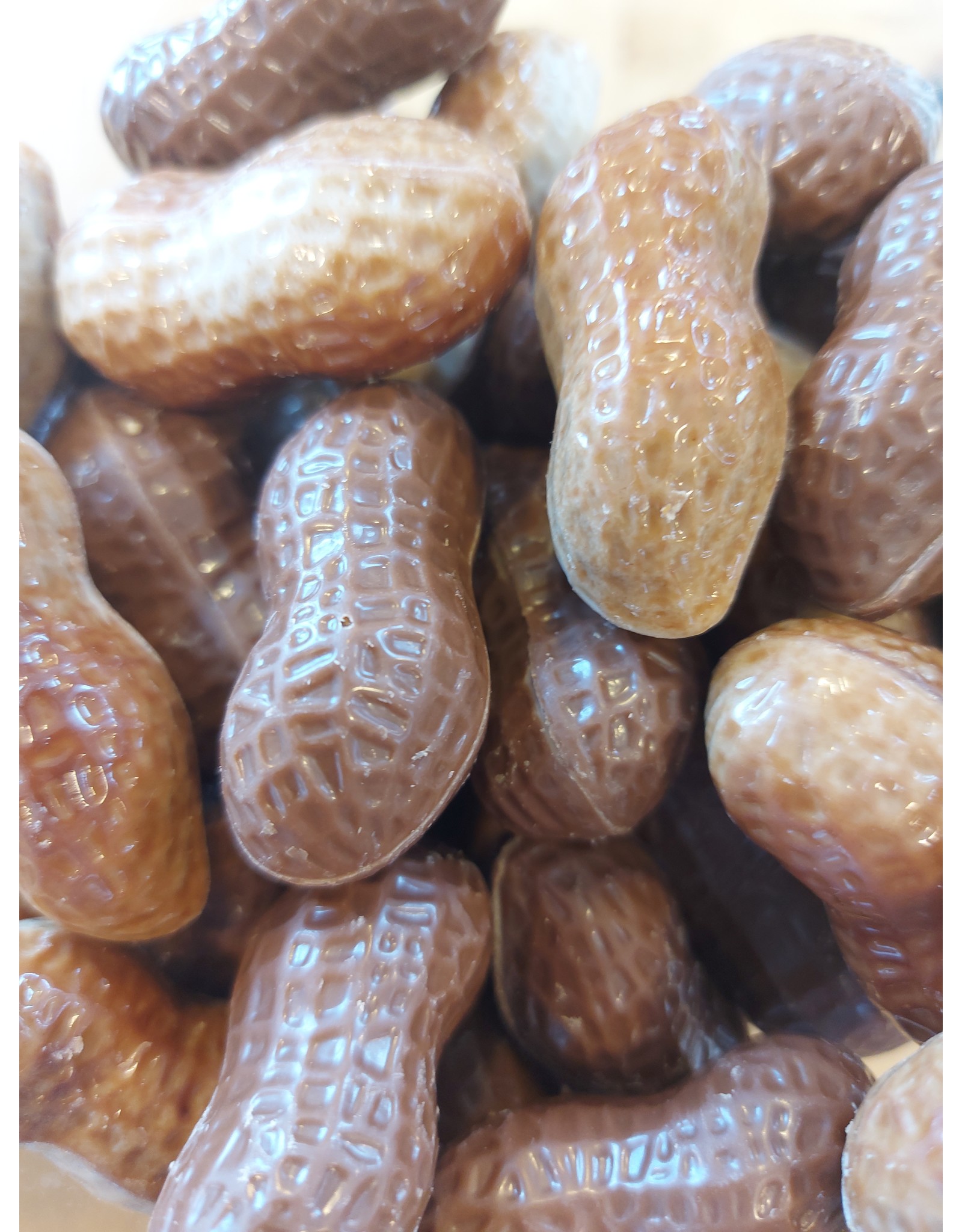 Herfstpraline - pinda noot " apennootjes "