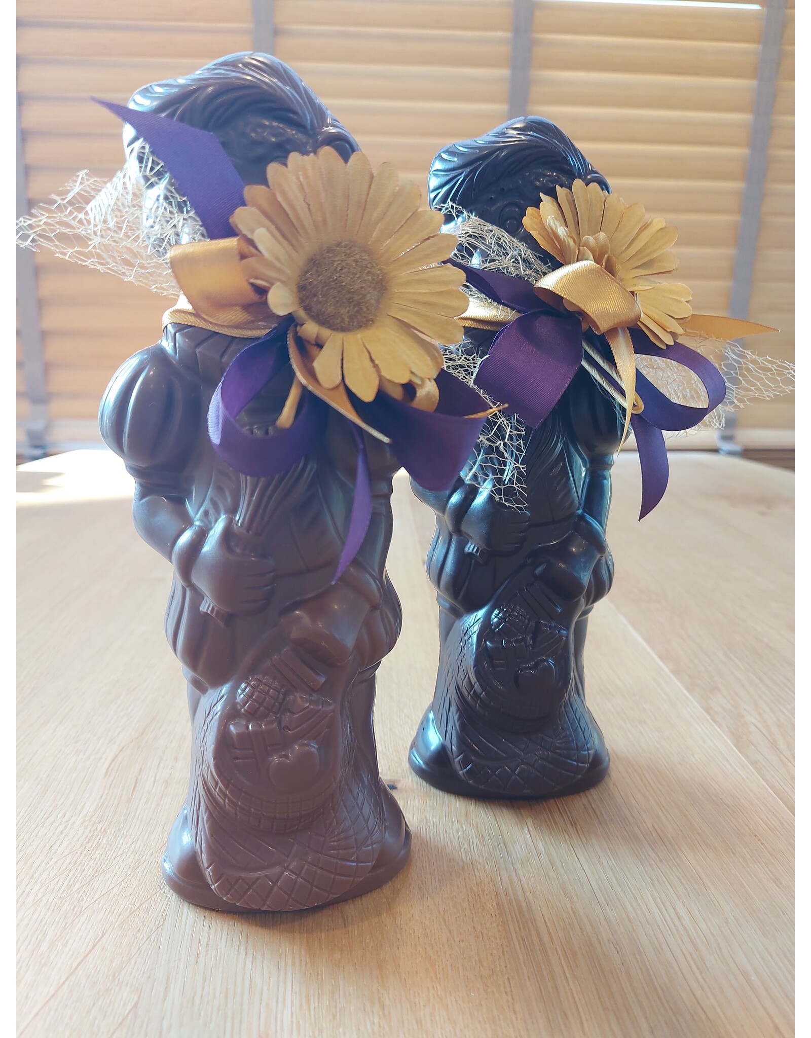 Lachende piet - 250 gr - 25 cm -melk, wit  of fondant chocolade - luxe versiering