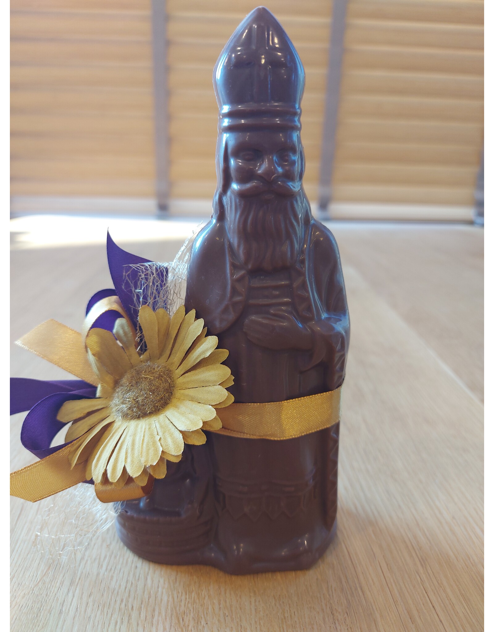 Sint - 125 gr - 20 cm - melk-, witte en fondant chocolade - luxe versiering