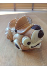 Vrolijke auto  -  marbré melk chocolade 17 cm verpakt in mica met strik