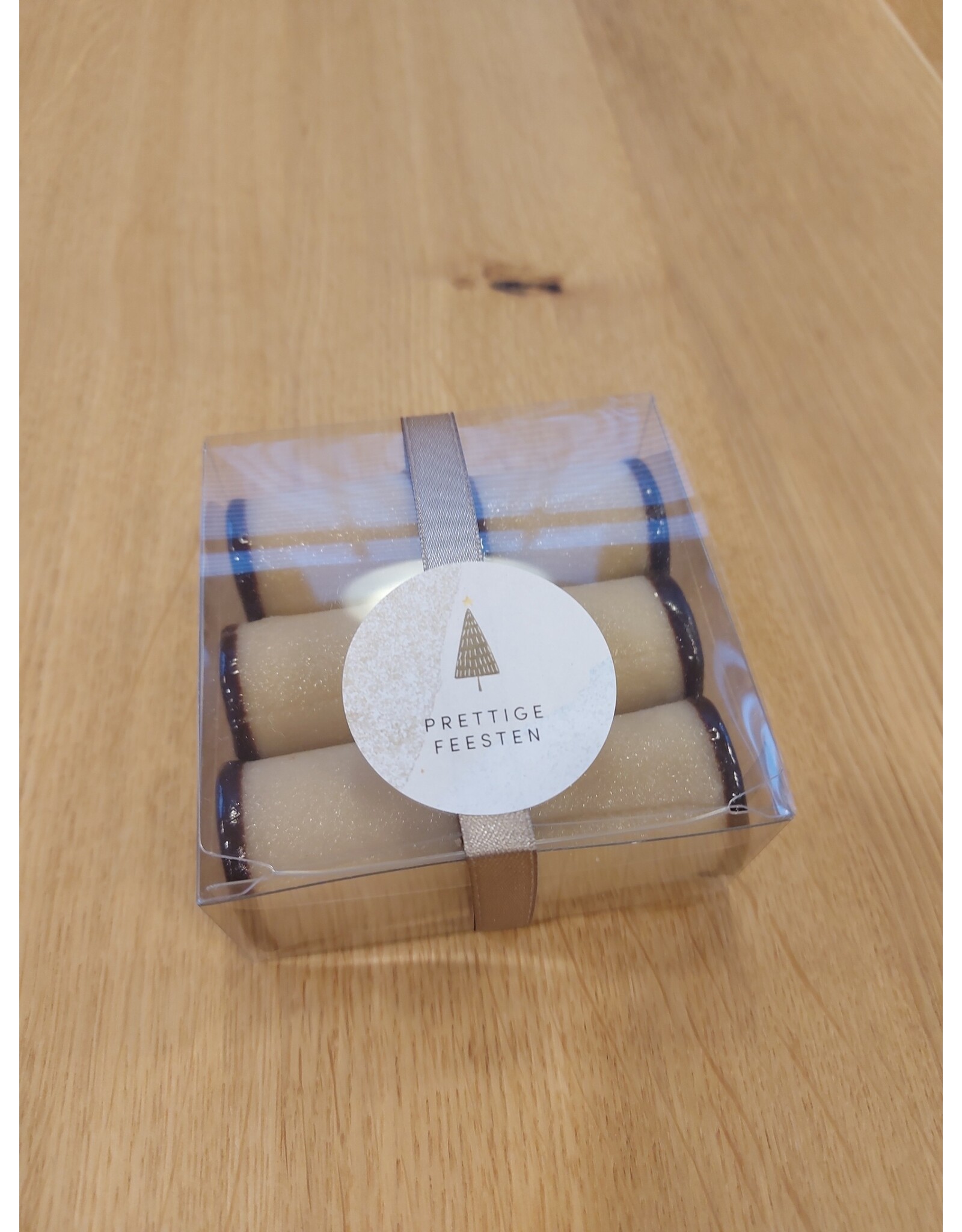 Marsepein bokkenpootjes 6 stuks - in mica kerstverpakking