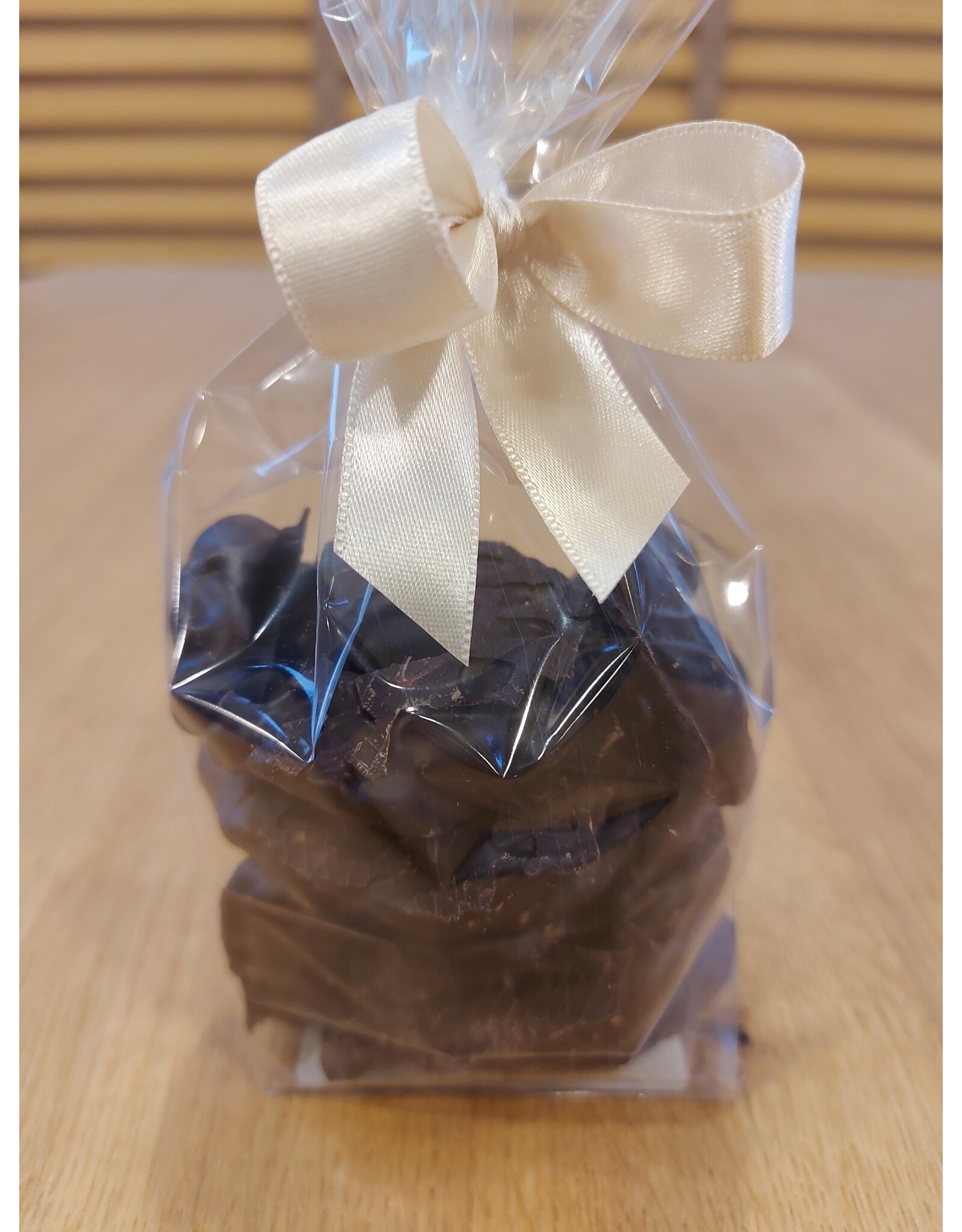 Appelringen omhuld met fondant chocolade -  110 gr  per zakje