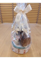 Geschenk - koekjesblik met lekker veel zoet erbij