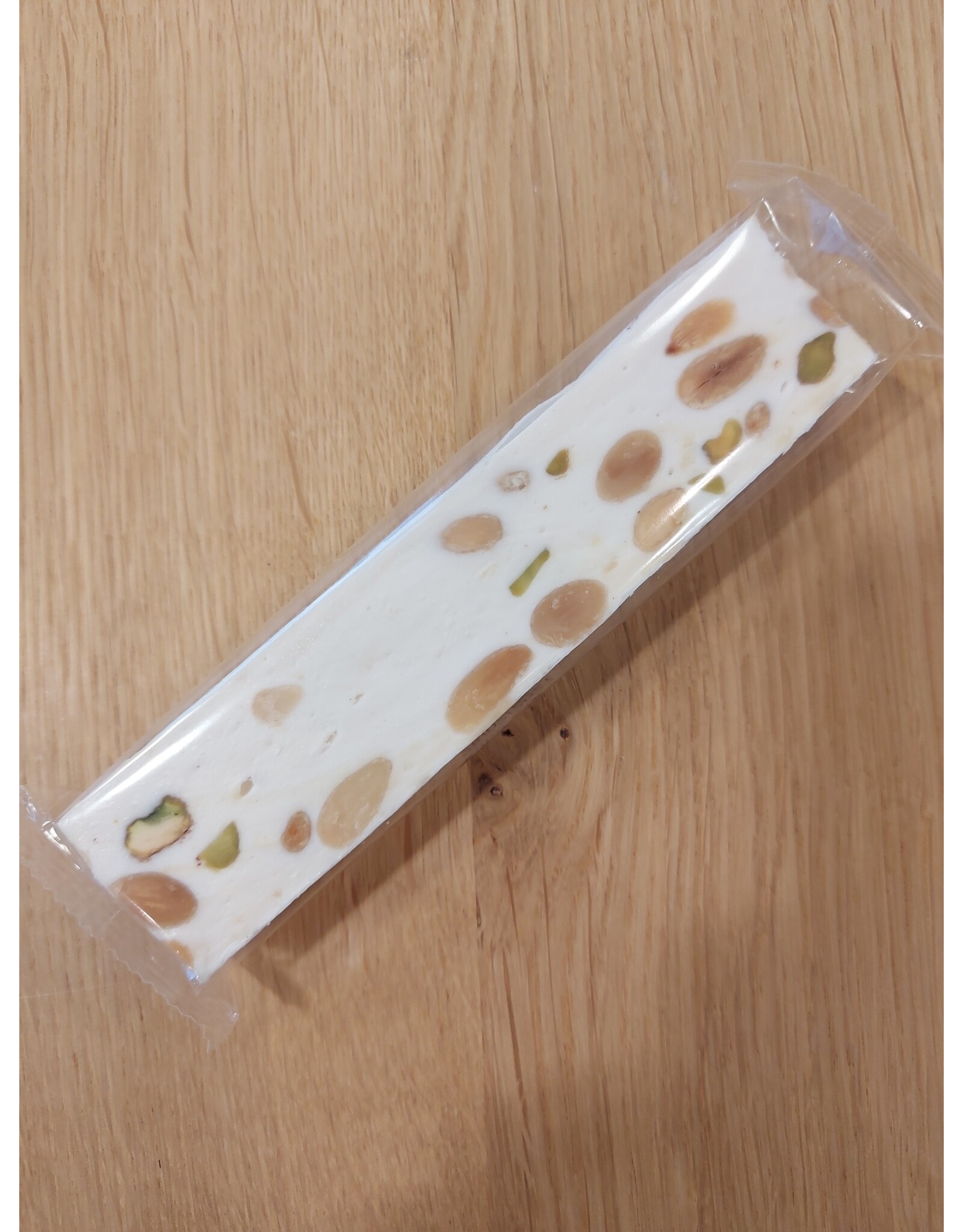 Nougatreep met amandel en pistache 75 gr