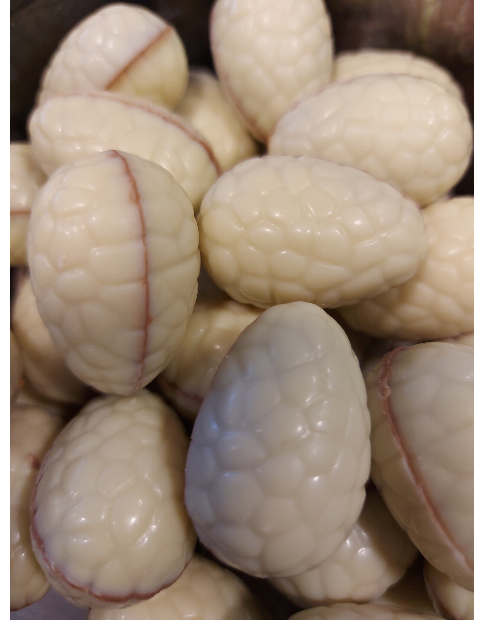 Paaseitjes - wit praliné krokant
