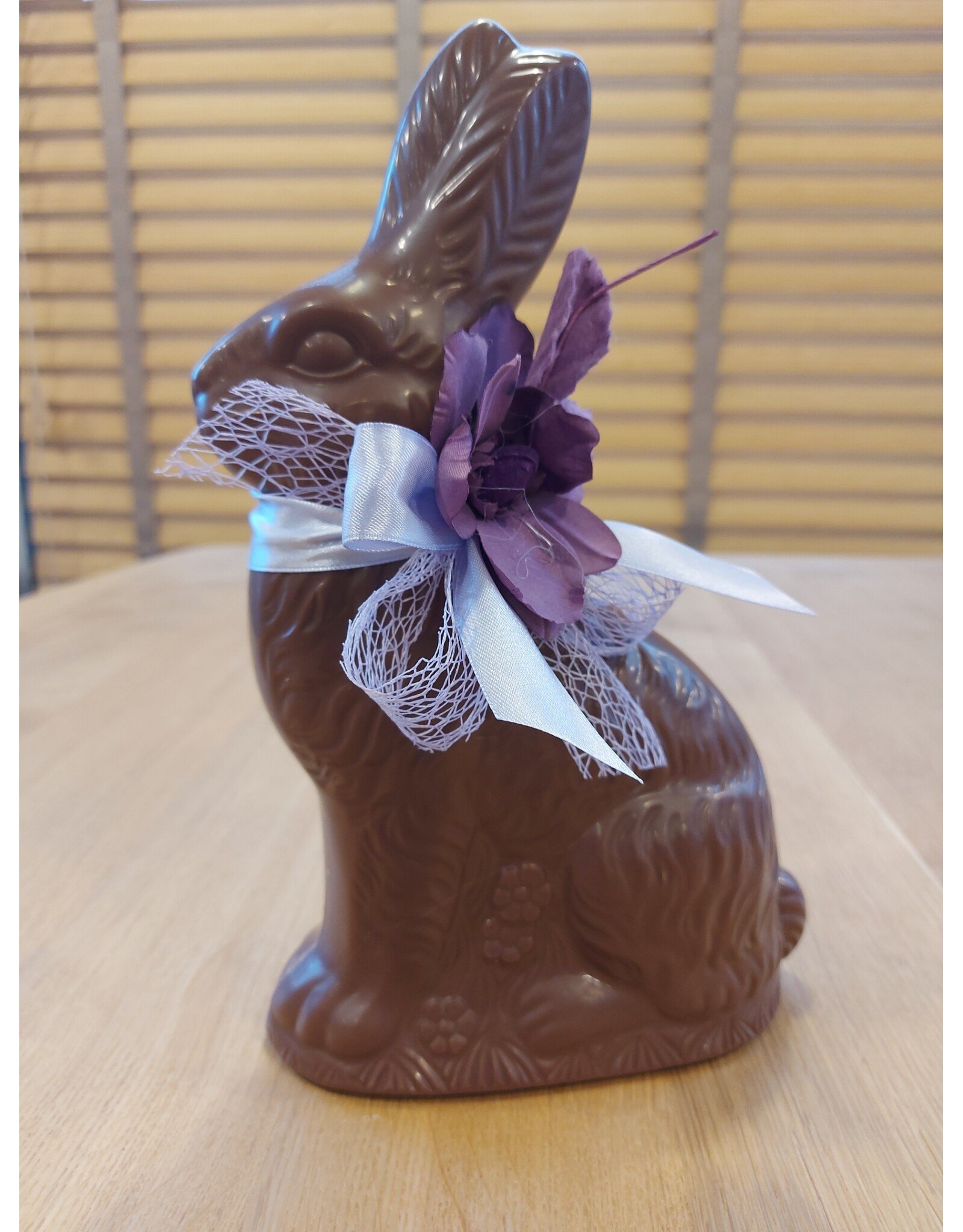 Zittende paashaas - 300 gr - luxe versiering