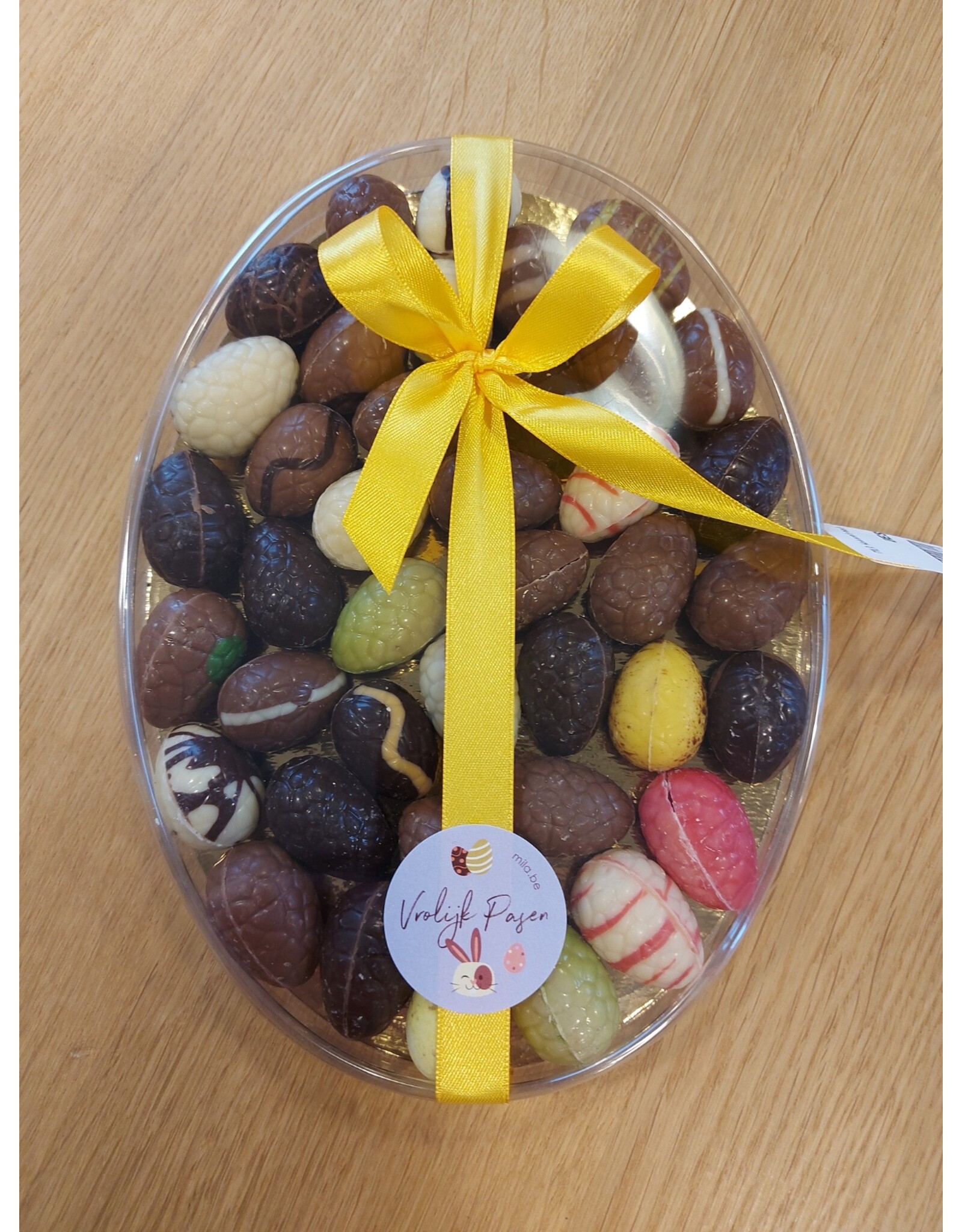 Paasgeschenk - groot mica ei met 40 gevulde eitjes