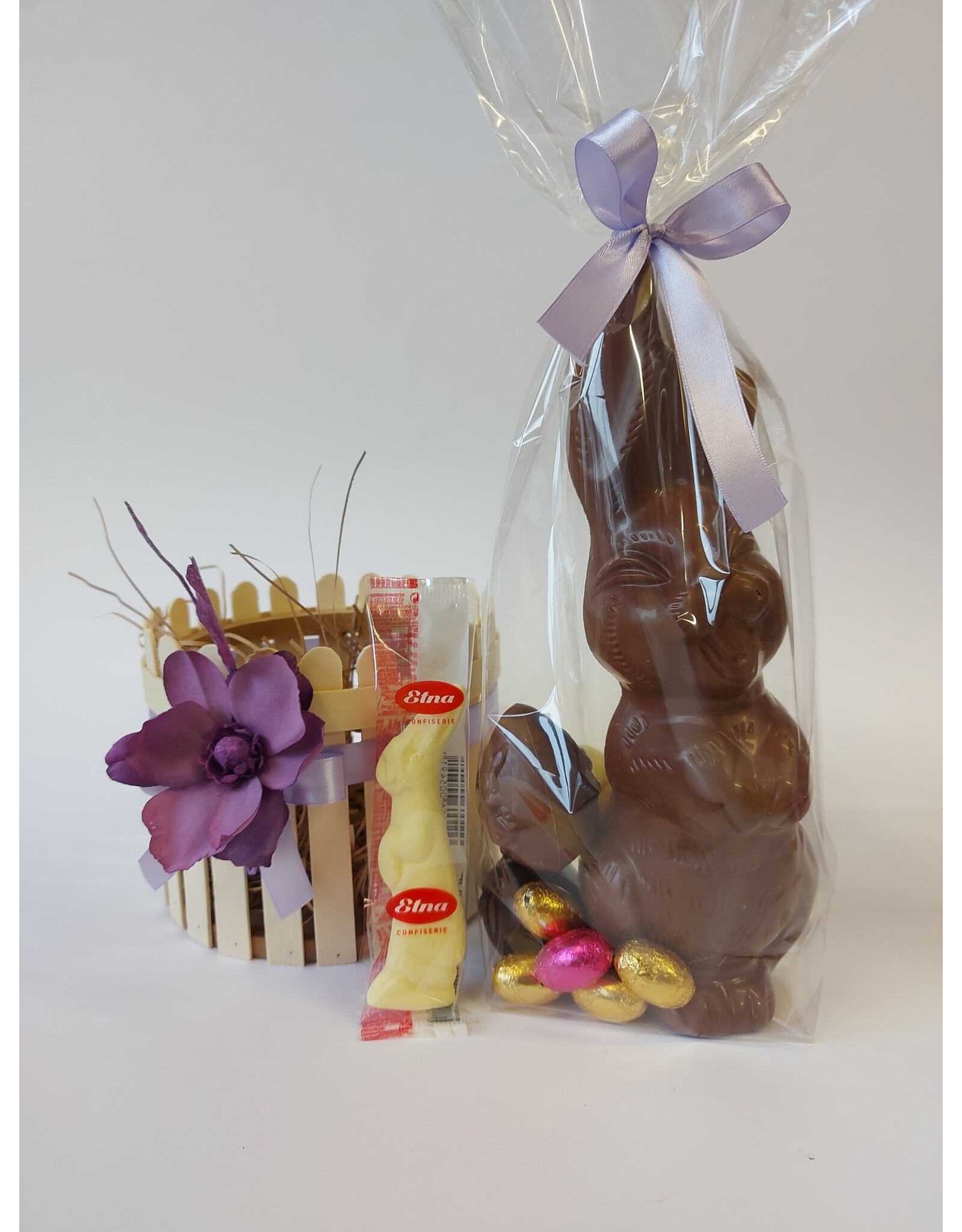 Paasgeschenk - lachhaas in de tuin !