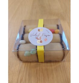 paasgeschenk - marsepein bokepootjes natuur met mini eitjes