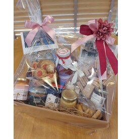 Grote geschenkenmand - hartig en zoet !