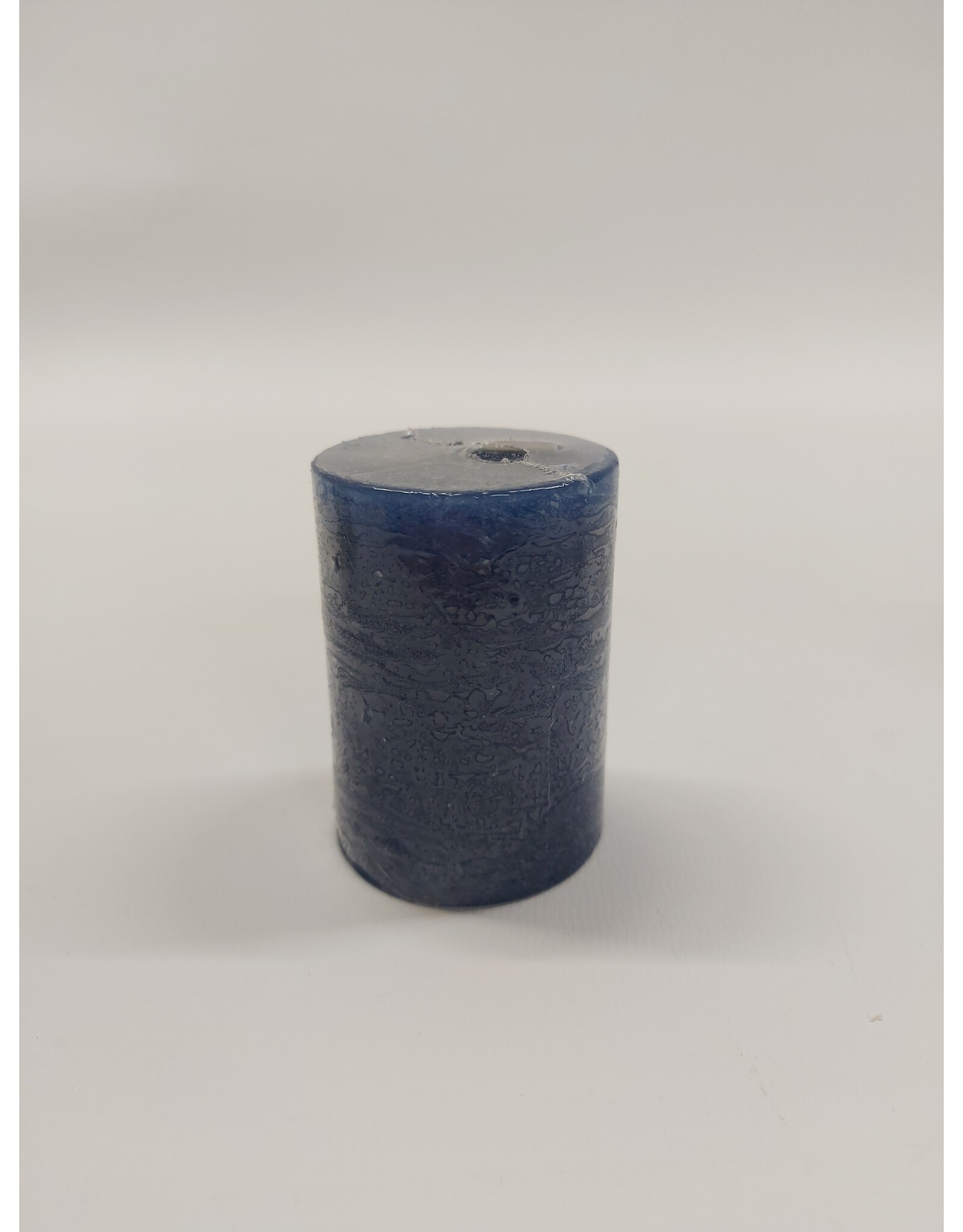 Korte, dikke  kaars in Marine - 8 cm hoog
