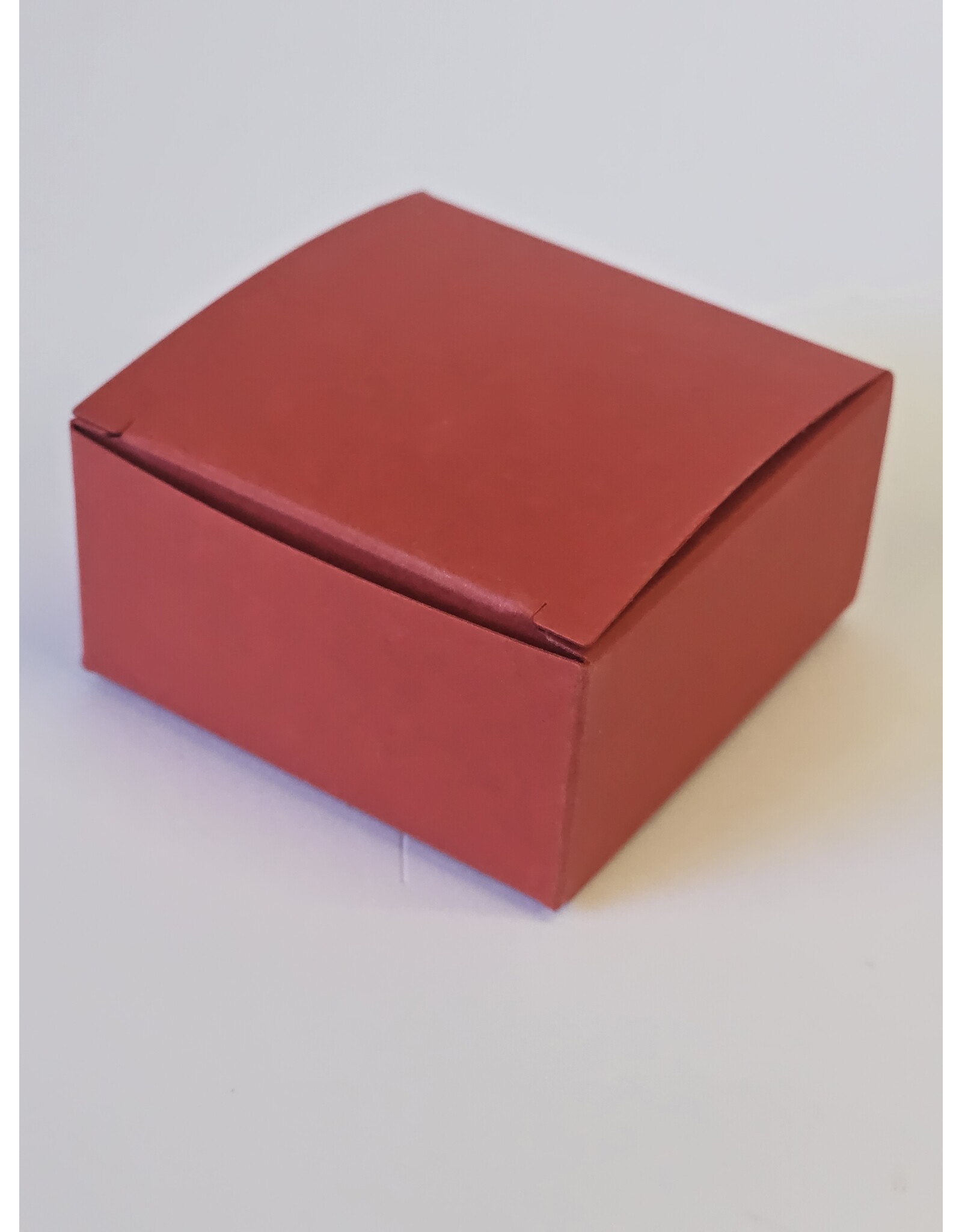 MILA Platte kubus karton - rood