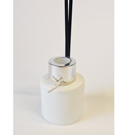 MILA Huisparfum flesje - wit - zilver dop