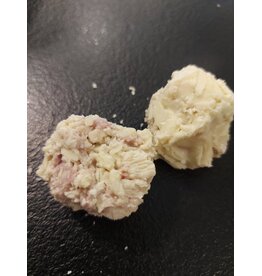 Truffels wit met bosbes vulling  / 10 stuks