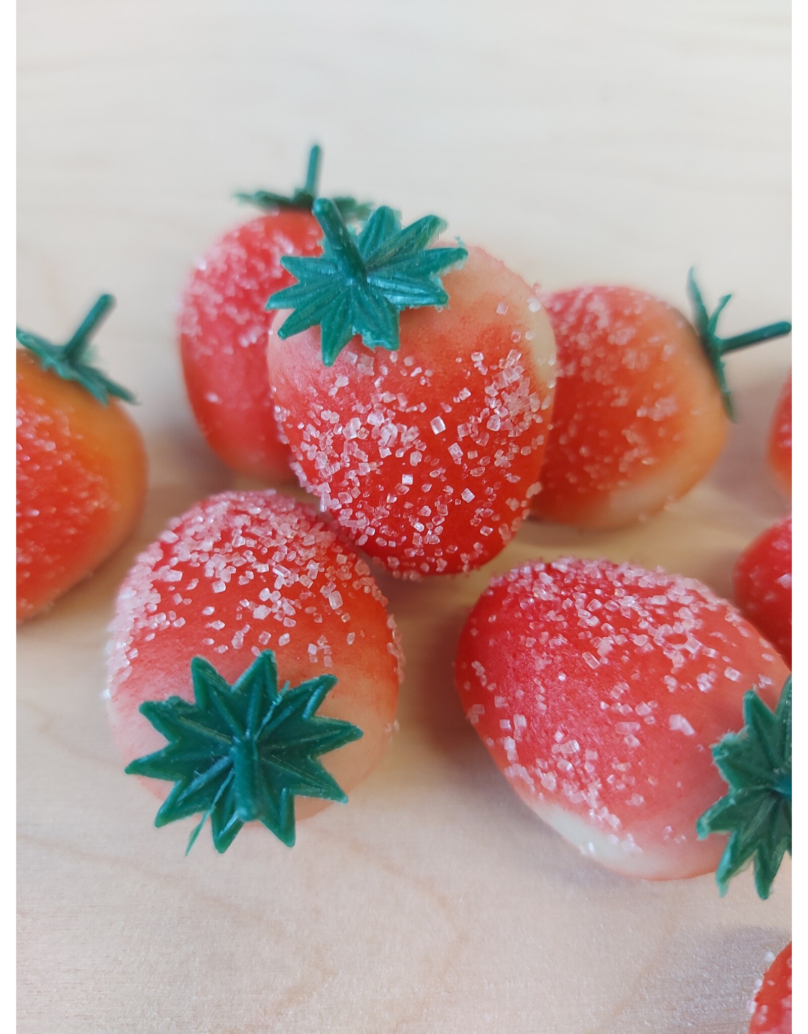 Marsepein aardbeien - 150 gr