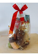 sint geschenk met chocolade dino , guimauve, marsepein, speculoos, .