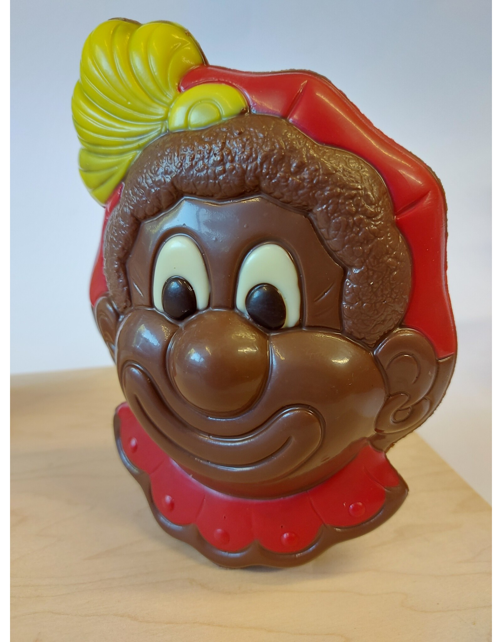 Hoofd Piet 18 cm melk chocolade ingekleurd