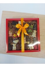 sint geschenk ; vierkantige rode doos met zoo en caraque