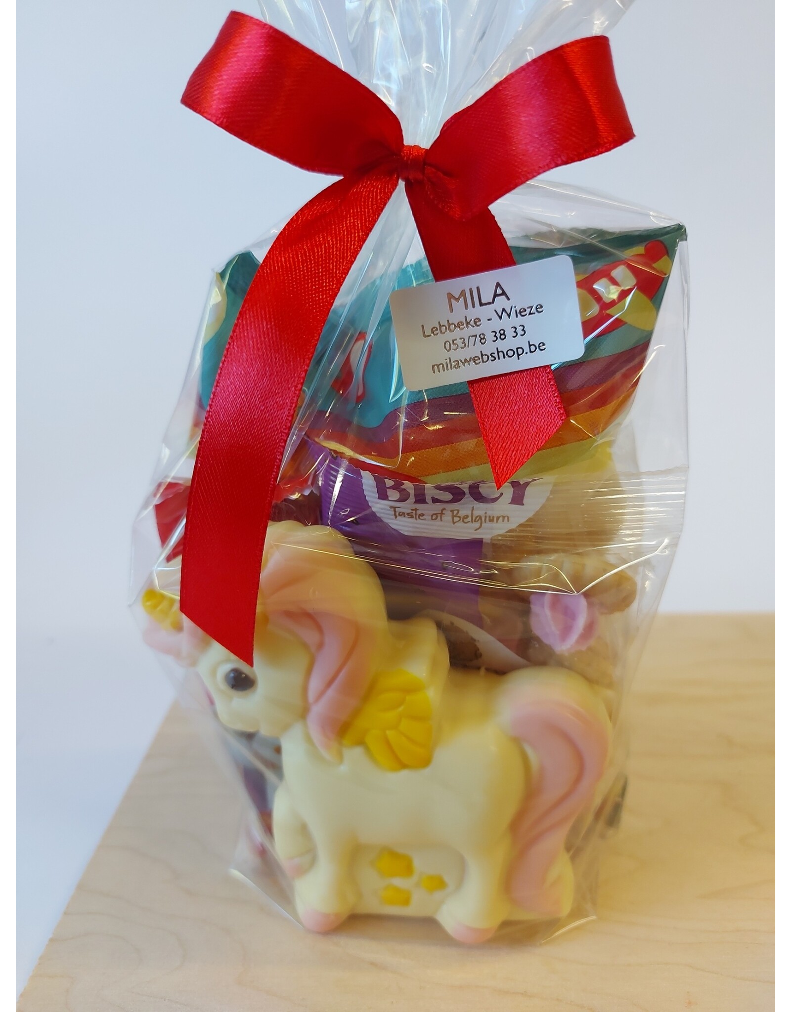 sint geschenk ; eenhoorn in chocolade, speculoos, guimauve, ..