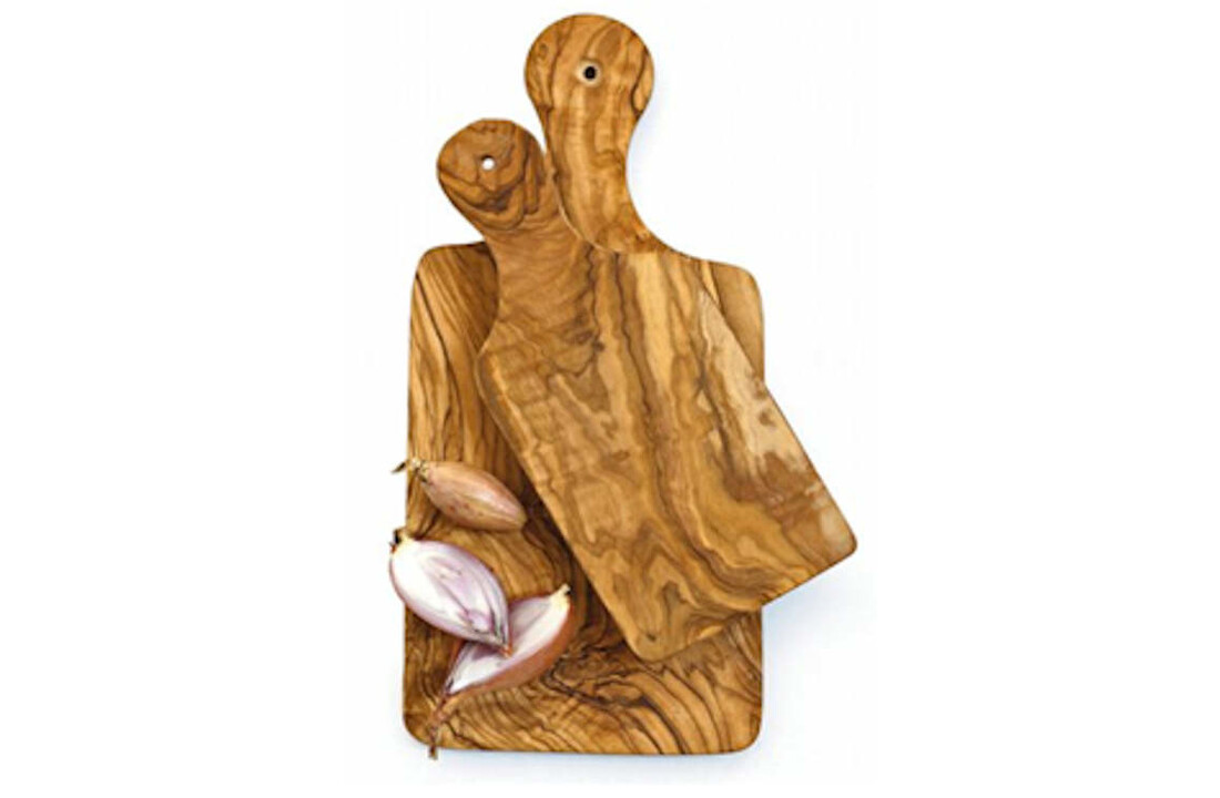 Set of 2 handmade tapas serving boards made of olive wood