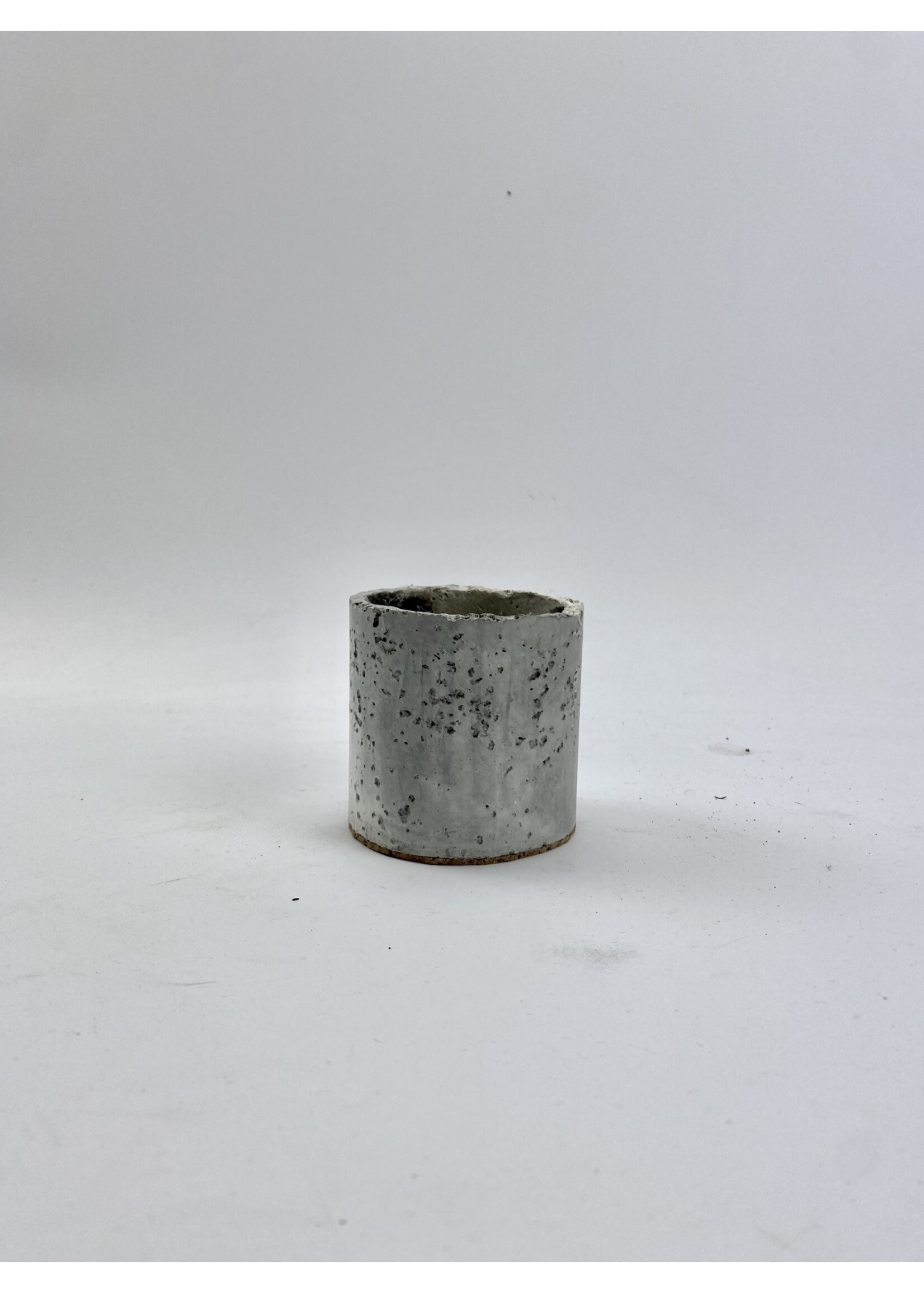 Frust handmade concrete pot Ø6 h5 grey