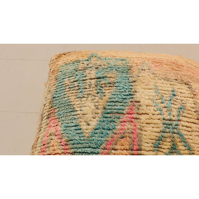 Moroccan pouf 'Pink Turquoise'