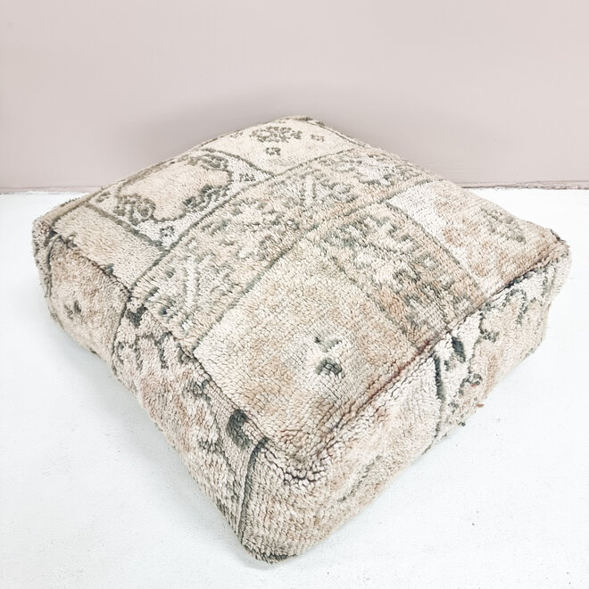 Moroccan pouf 15