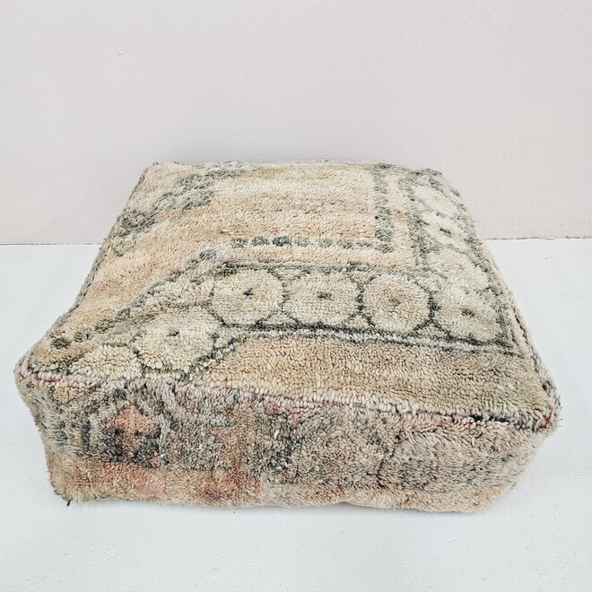 Moroccan pouf 24