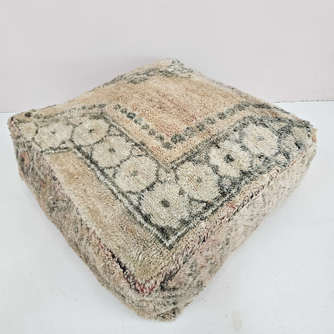 Moroccan pouf 24